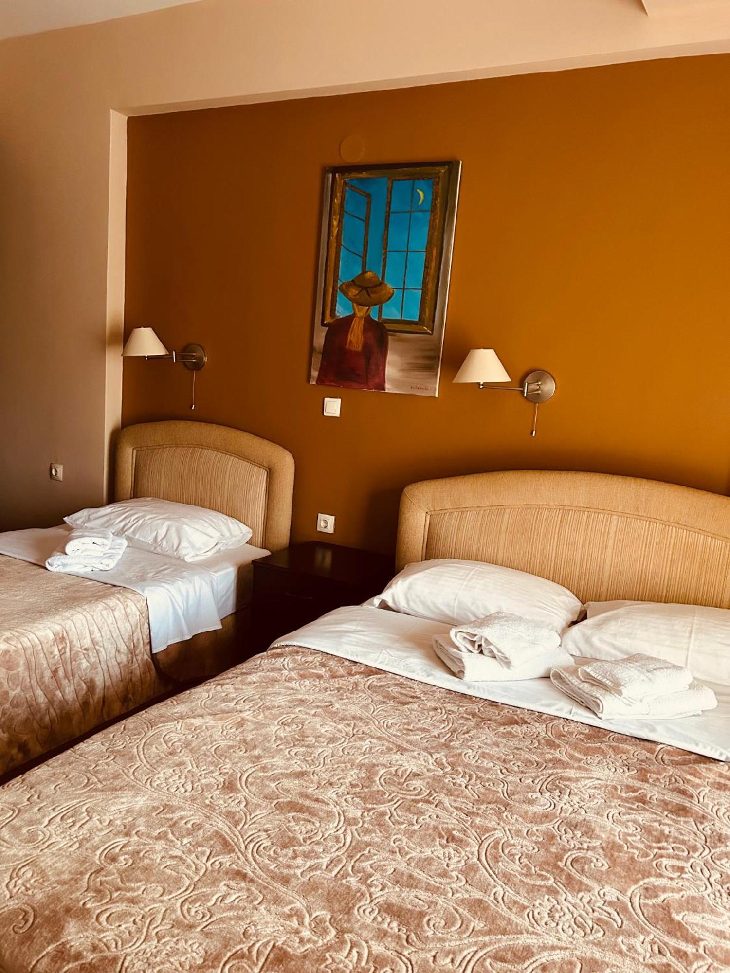 Hotel Athina Loutraki  Luaran gambar